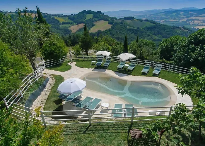 בית נופש Tenuta Sant'apollinare Mondaino